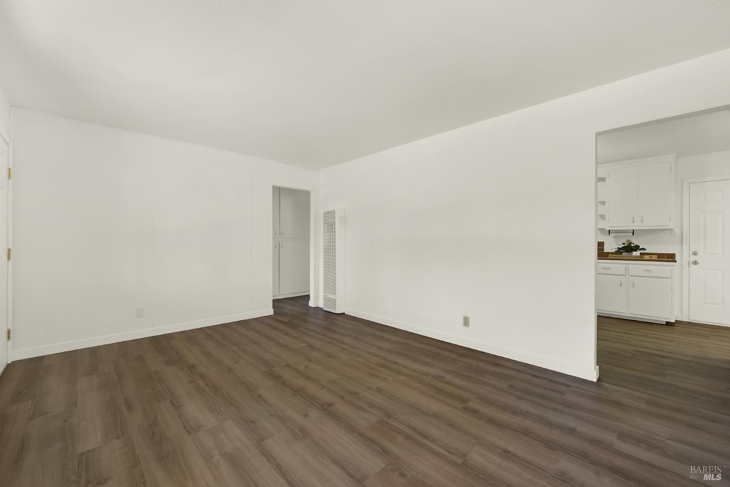 Detail Gallery Image 18 of 60 For 219 Hamilton Dr, Fairfield,  CA 94533 - 2 Beds | 1 Baths