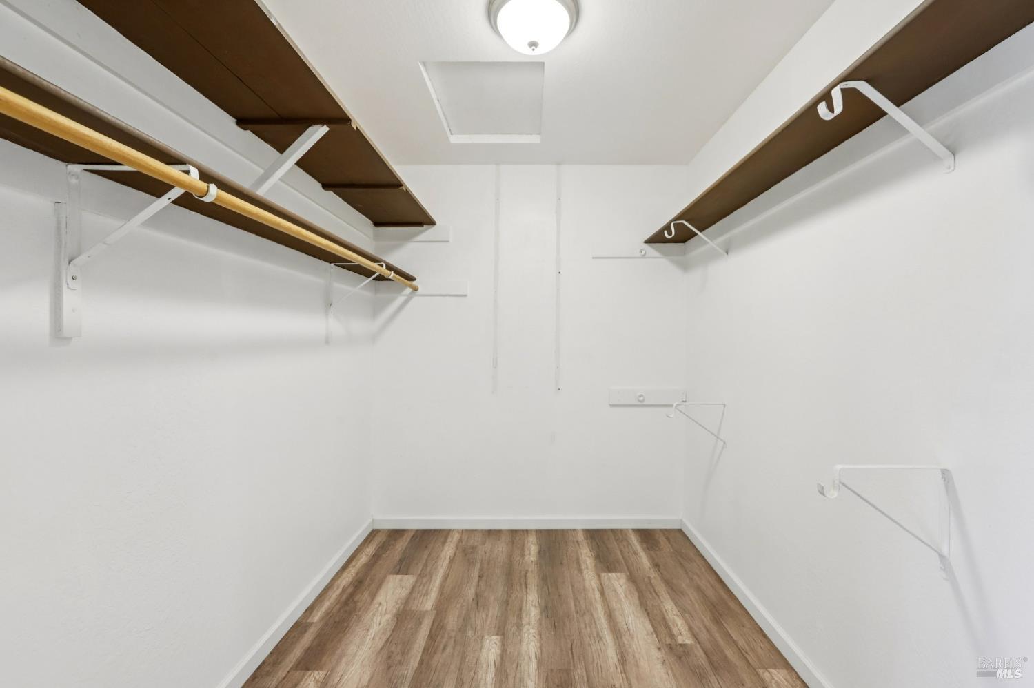 Detail Gallery Image 38 of 96 For 4084 Atlas Peak Rd, Napa,  CA 94558 - 5 Beds | 3/1 Baths