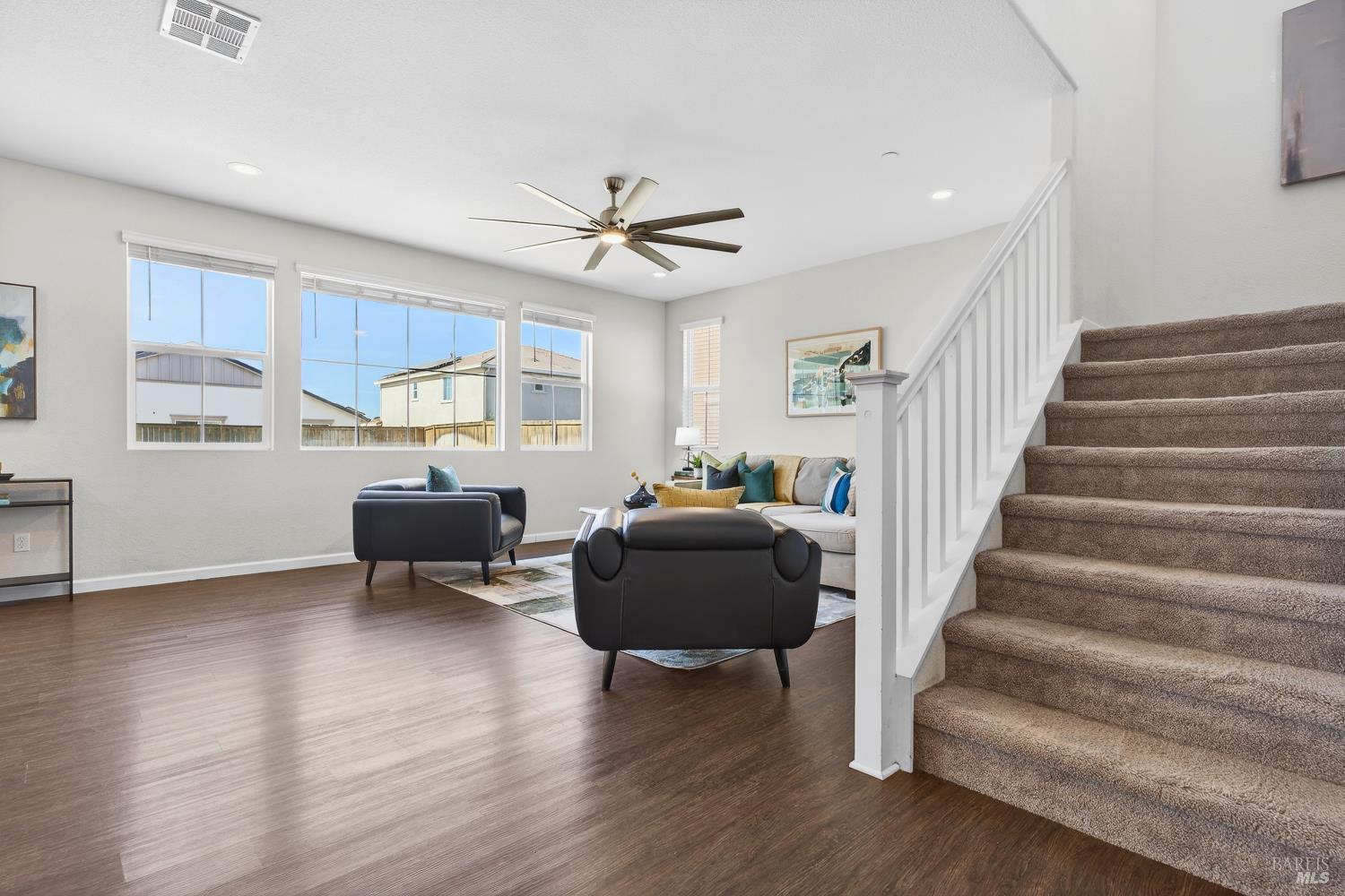 Detail Gallery Image 13 of 75 For 1535 Arlington Ct, Dixon,  CA 95620 - 4 Beds | 2/1 Baths