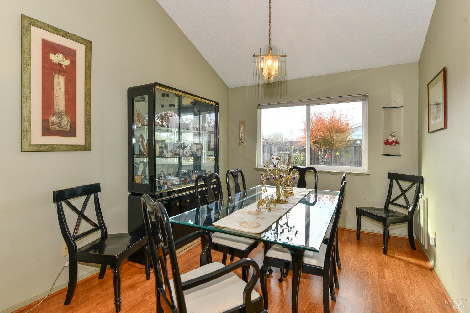 Detail Gallery Image 9 of 35 For 4139 via La Paz Unkn, Napa,  CA 94558 - 4 Beds | 2/1 Baths