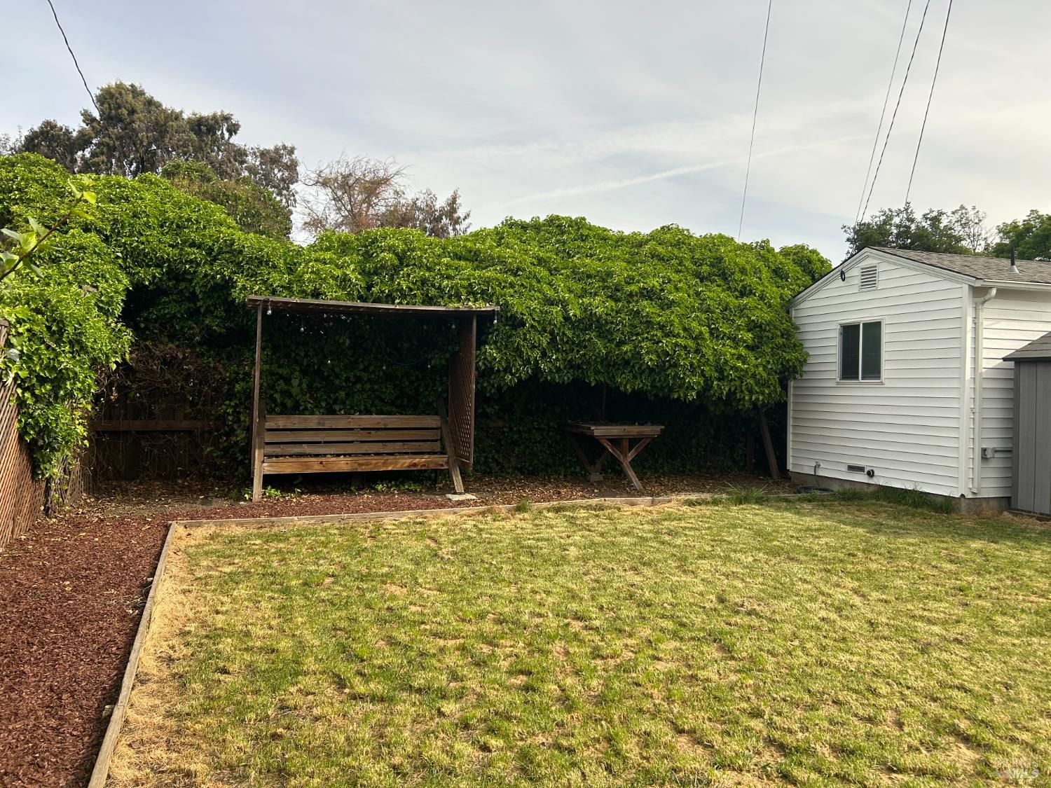 Detail Gallery Image 16 of 17 For 901 Humboldt St, Vallejo,  CA 94591 - 2 Beds | 2 Baths