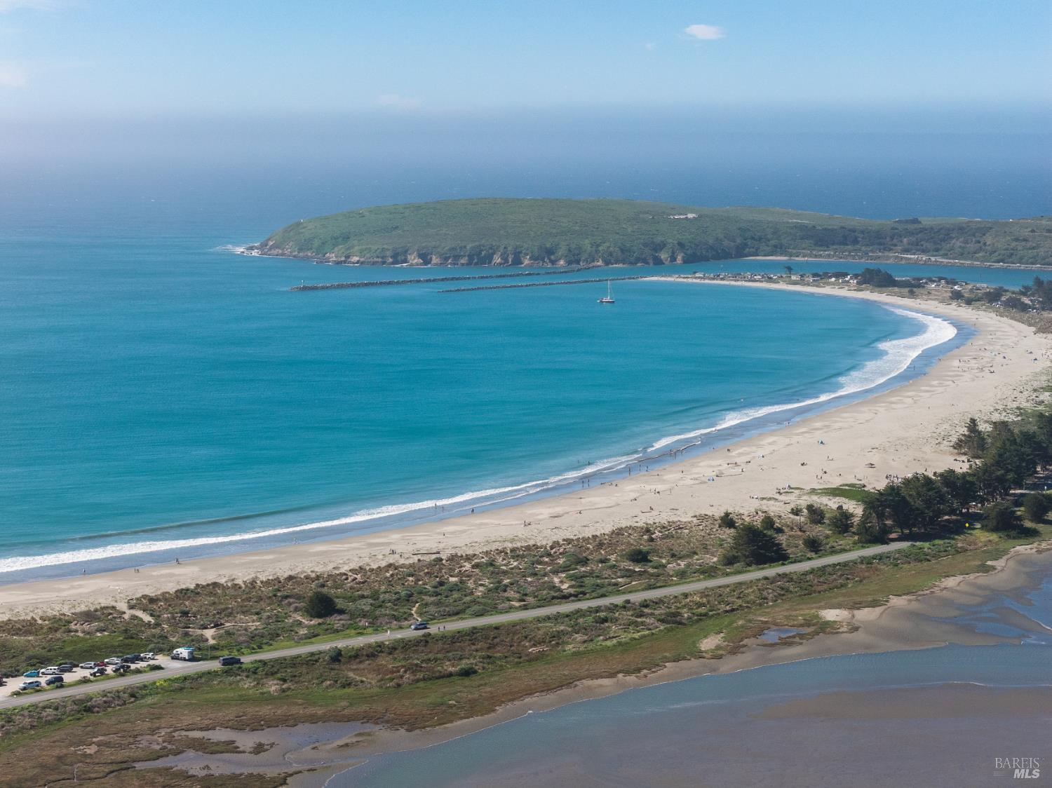 Detail Gallery Image 34 of 43 For 142 Poppy Ct, Bodega Bay,  CA 94923 - 3 Beds | 3 Baths