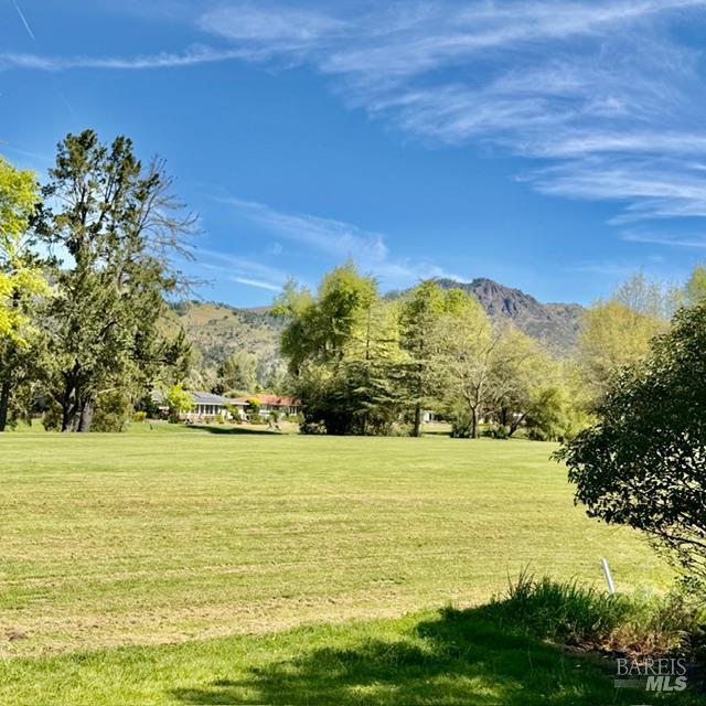 Detail Gallery Image 9 of 11 For 12 Glengreen St, Santa Rosa,  CA 95409 - 2 Beds | 2 Baths