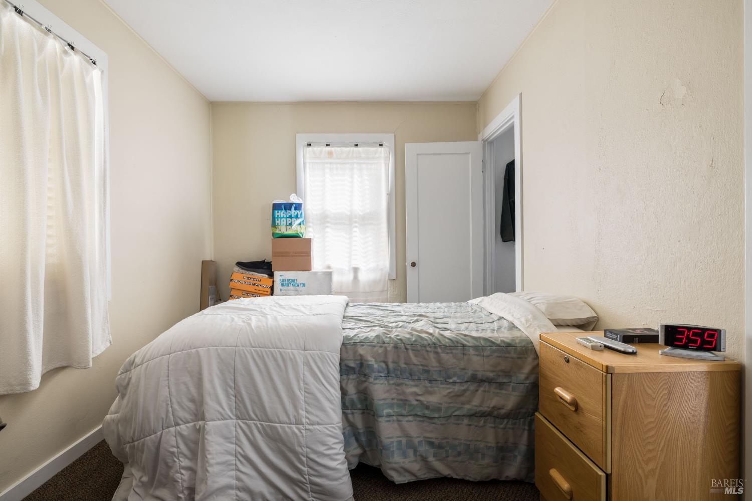 Detail Gallery Image 22 of 32 For 531 E Washington St, Petaluma,  CA 94952 - 3 Beds | 2/1 Baths