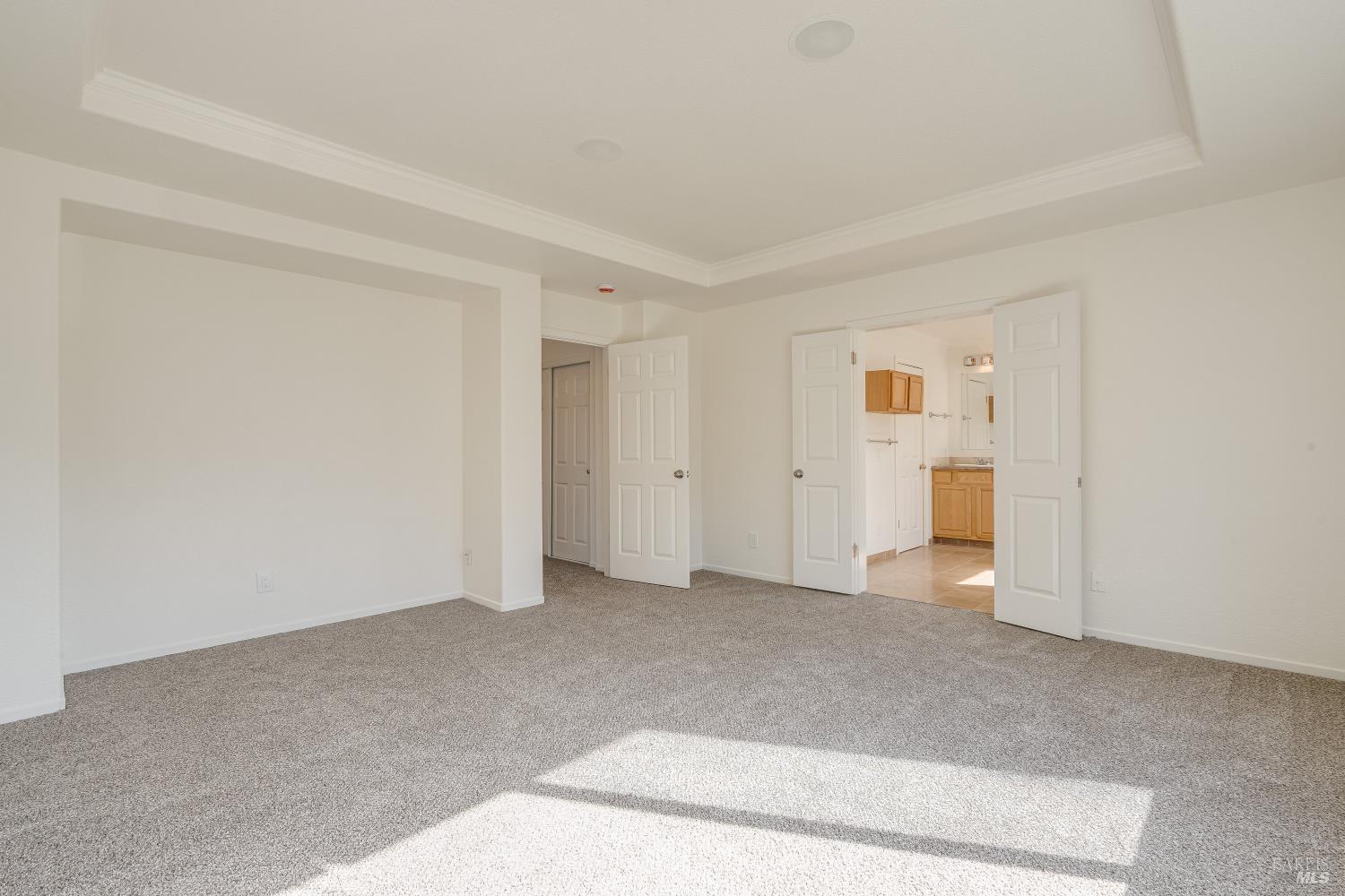 Detail Gallery Image 17 of 34 For 8843 Oakfield Ln, Windsor,  CA 95492 - 4 Beds | 2/1 Baths