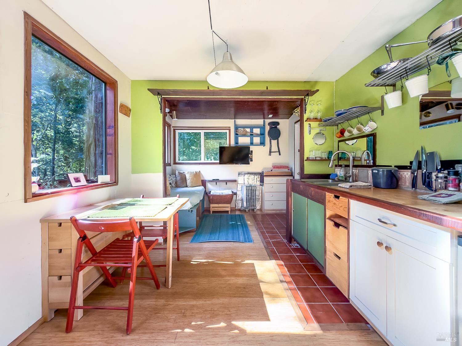 Detail Gallery Image 17 of 28 For 45516 Sunset Dr, Gualala,  CA 95445 - 2 Beds | 1 Baths