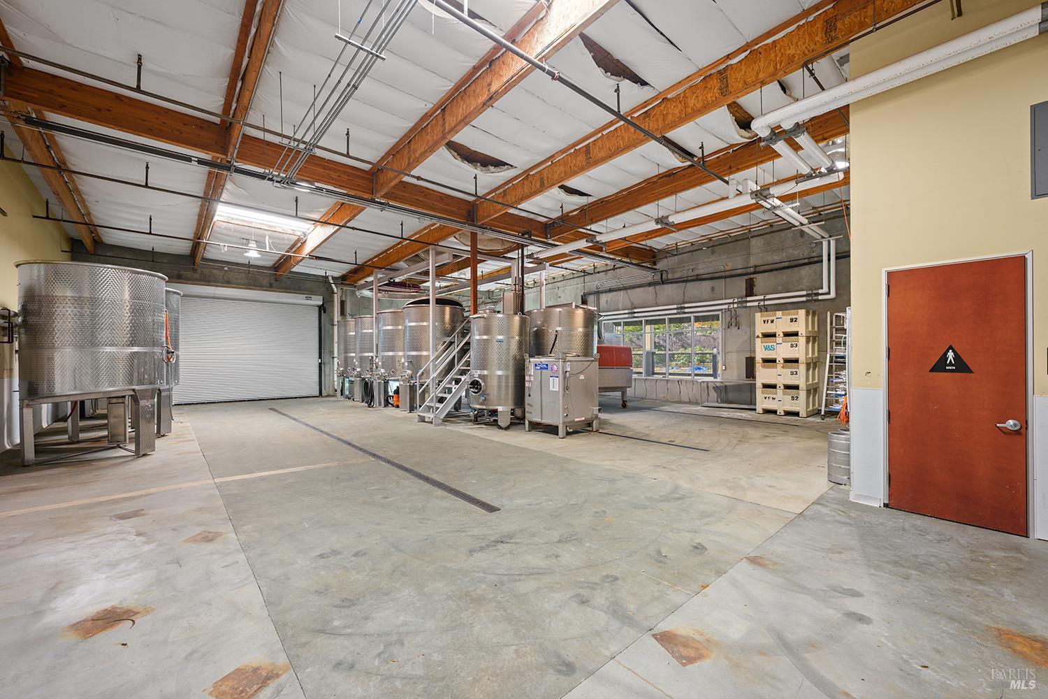 Detail Gallery Image 19 of 26 For 595 Santana Dr #E,  Cloverdale,  CA 95425 - – Beds | – Baths