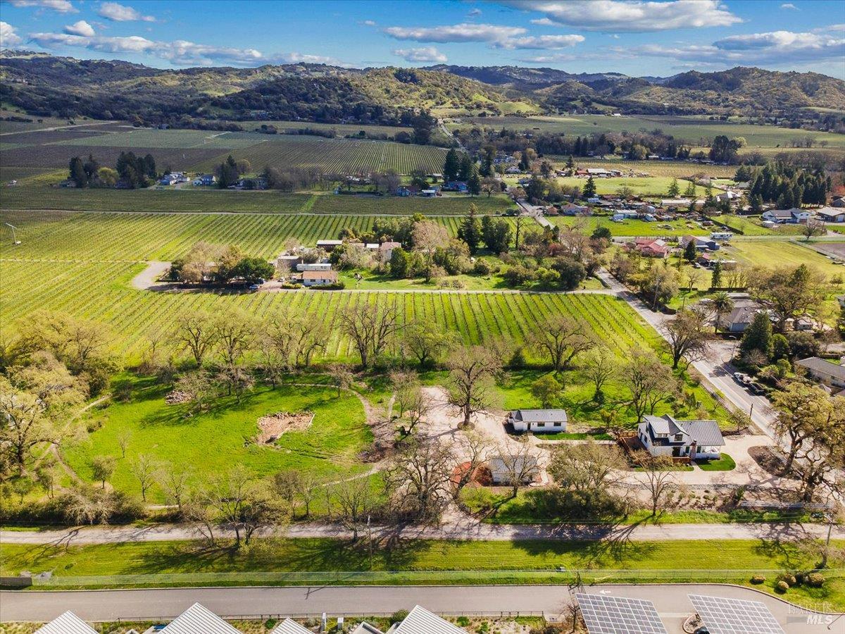 Detail Gallery Image 69 of 74 For 127 Pleasant Ave, Santa Rosa,  CA 95403 - 4 Beds | 4 Baths