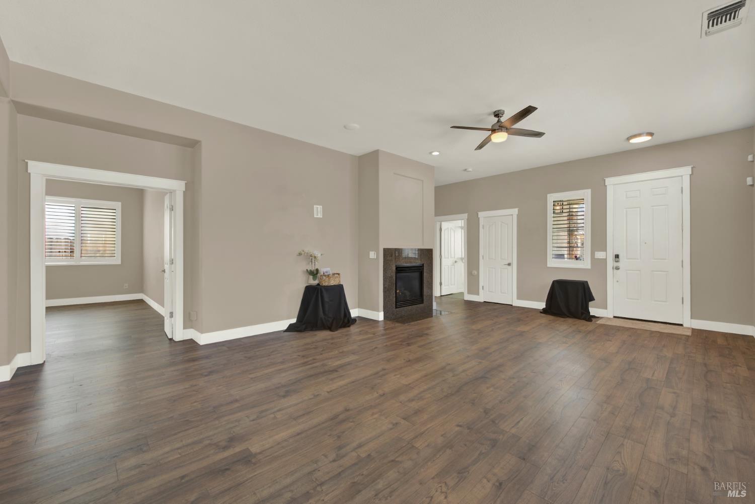 Detail Gallery Image 15 of 63 For 1721 Beale Cir, Suisun City,  CA 94585 - 3 Beds | 2 Baths