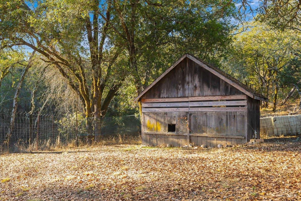 Detail Gallery Image 29 of 39 For 350 Canyon Rd, Geyserville,  CA 95441 - 2 Beds | 1/1 Baths