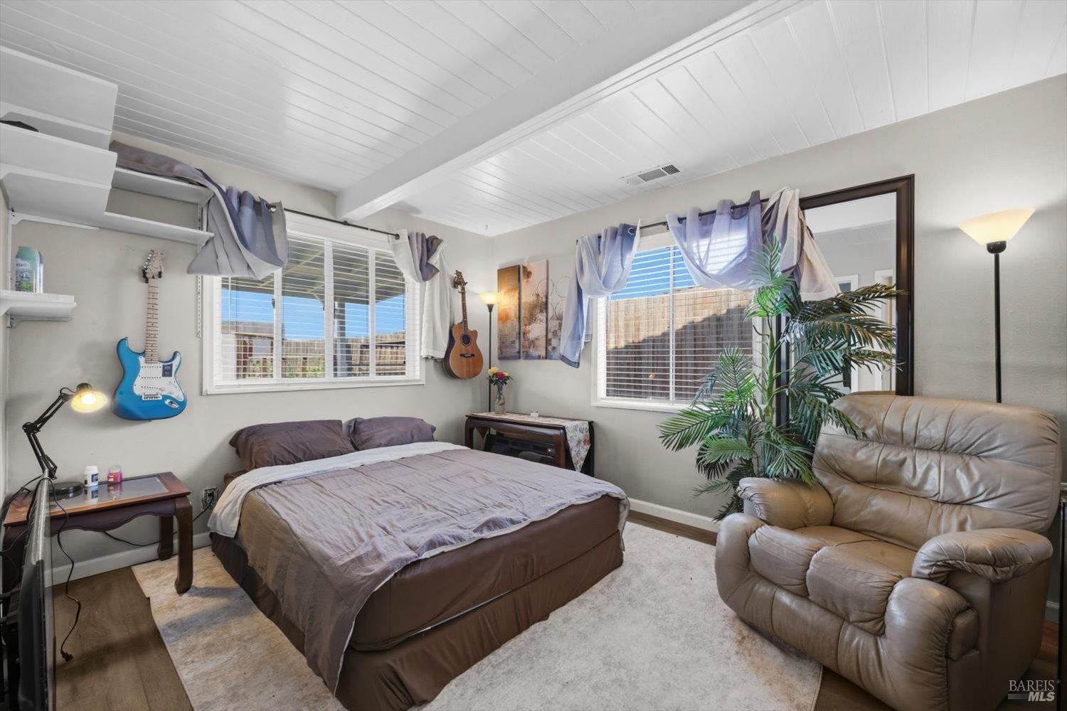Detail Gallery Image 20 of 46 For 19 Wharf Dr, Pittsburg,  CA 94565 - 2 Beds | 1/1 Baths