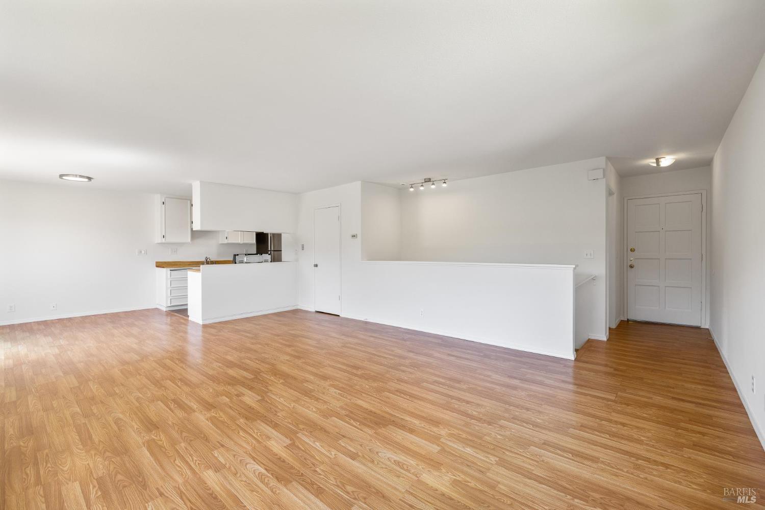 Detail Gallery Image 9 of 49 For 19 Shannon Ct, Novato,  CA 94949 - – Beds | – Baths