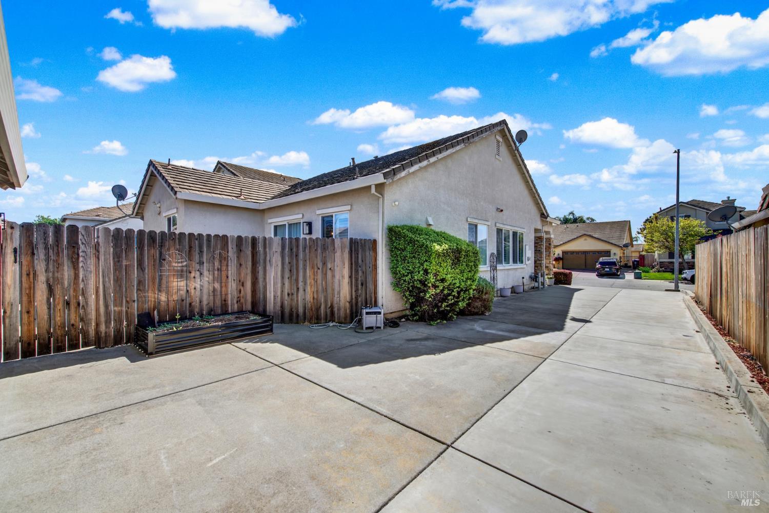 Detail Gallery Image 59 of 63 For 1721 Beale Cir, Suisun City,  CA 94585 - 3 Beds | 2 Baths
