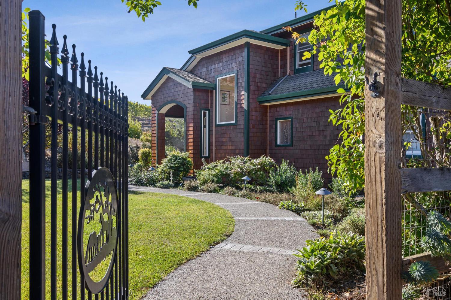 Detail Gallery Image 20 of 99 For 6381 Nicasio Valley Rd, Nicasio,  CA 94946 - 3 Beds | 2/1 Baths