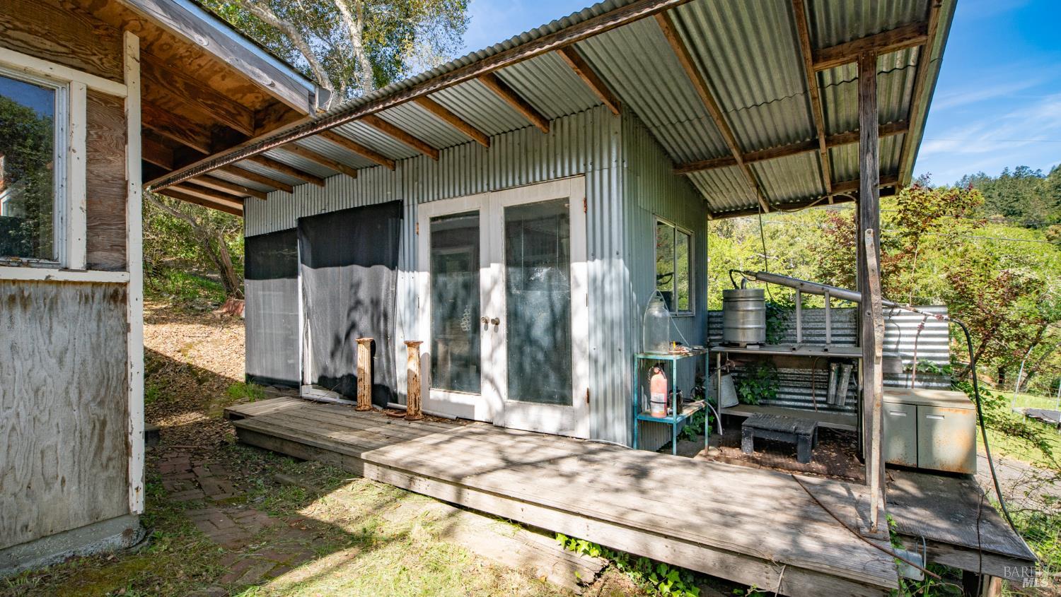 Detail Gallery Image 34 of 43 For 1 Alamo Way, Lagunitas,  CA 94938 - 2 Beds | 2 Baths