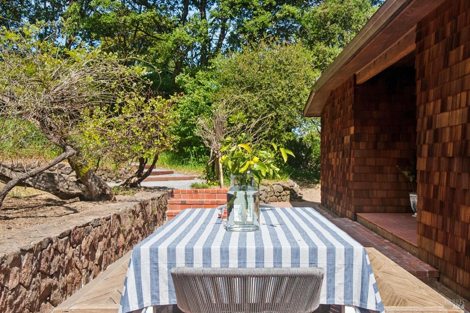 Detail Gallery Image 45 of 55 For 9 Portola Ave, Point Reyes Station,  CA 94956 - 3 Beds | 2 Baths