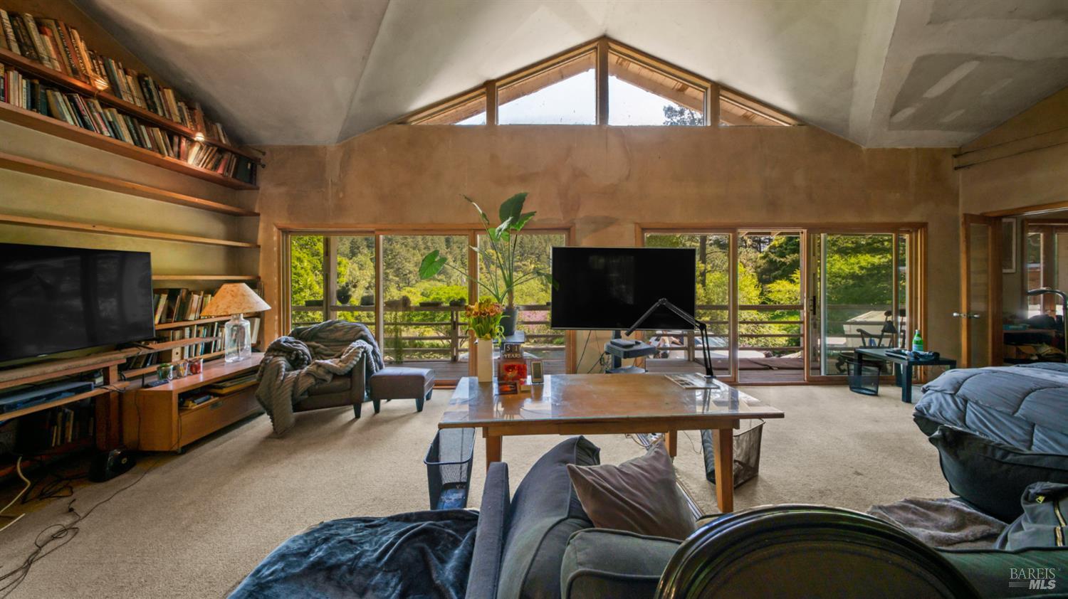 Detail Gallery Image 19 of 43 For 1 Alamo Way, Lagunitas,  CA 94938 - 2 Beds | 2 Baths