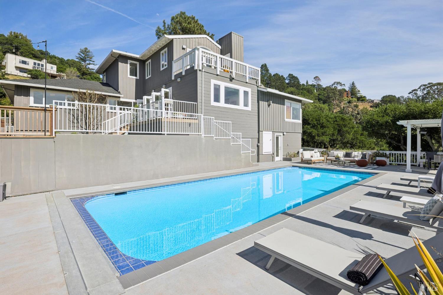 Detail Gallery Image 44 of 48 For 65 Valley View Ave, San Rafael,  CA 94901 - 5 Beds | 5 Baths