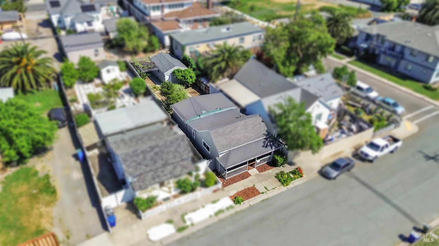 Detail Gallery Image 2 of 36 For 514 Montezuma St, Rio Vista,  CA 94571 - 2 Beds | 2 Baths