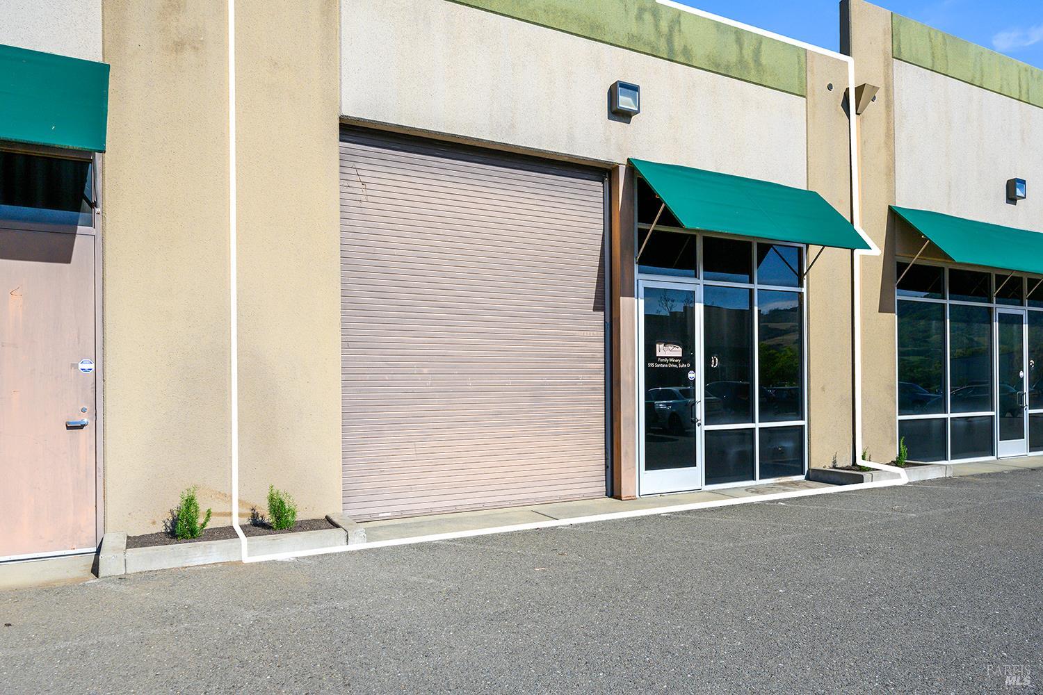 Detail Gallery Image 48 of 59 For 595 Santana Dr #D,  Cloverdale,  CA 95425 - – Beds | – Baths