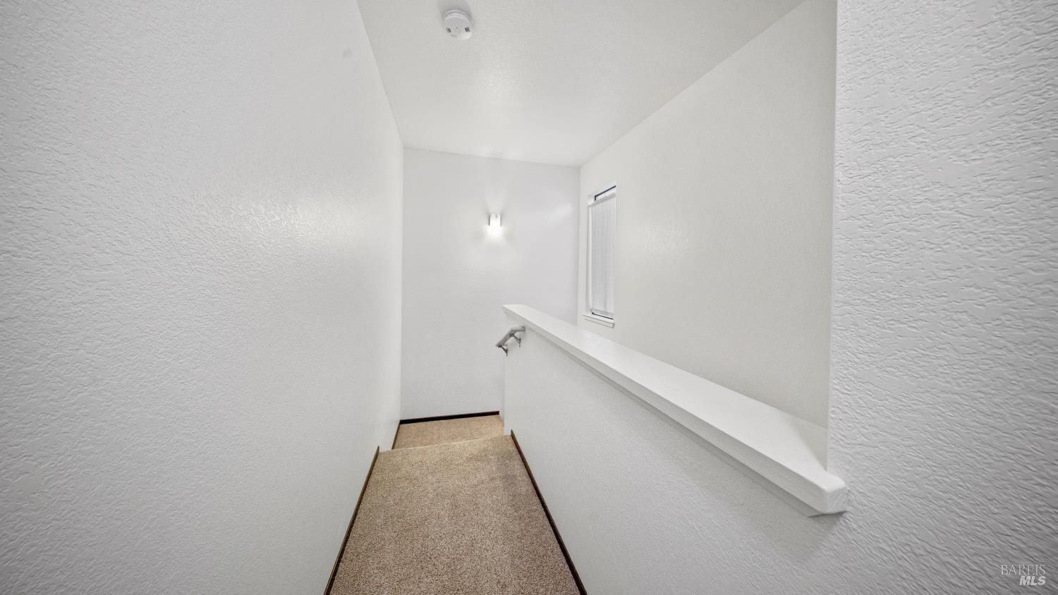 Detail Gallery Image 20 of 26 For 418 Occidental Cir, Santa Rosa,  CA 95401 - 3 Beds | 2/1 Baths