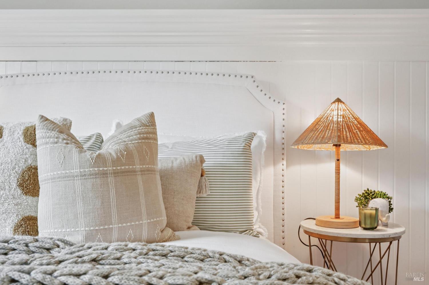 Detail Gallery Image 20 of 46 For 30 Rollingwood Dr, San Rafael,  CA 94901 - 3 Beds | 2 Baths