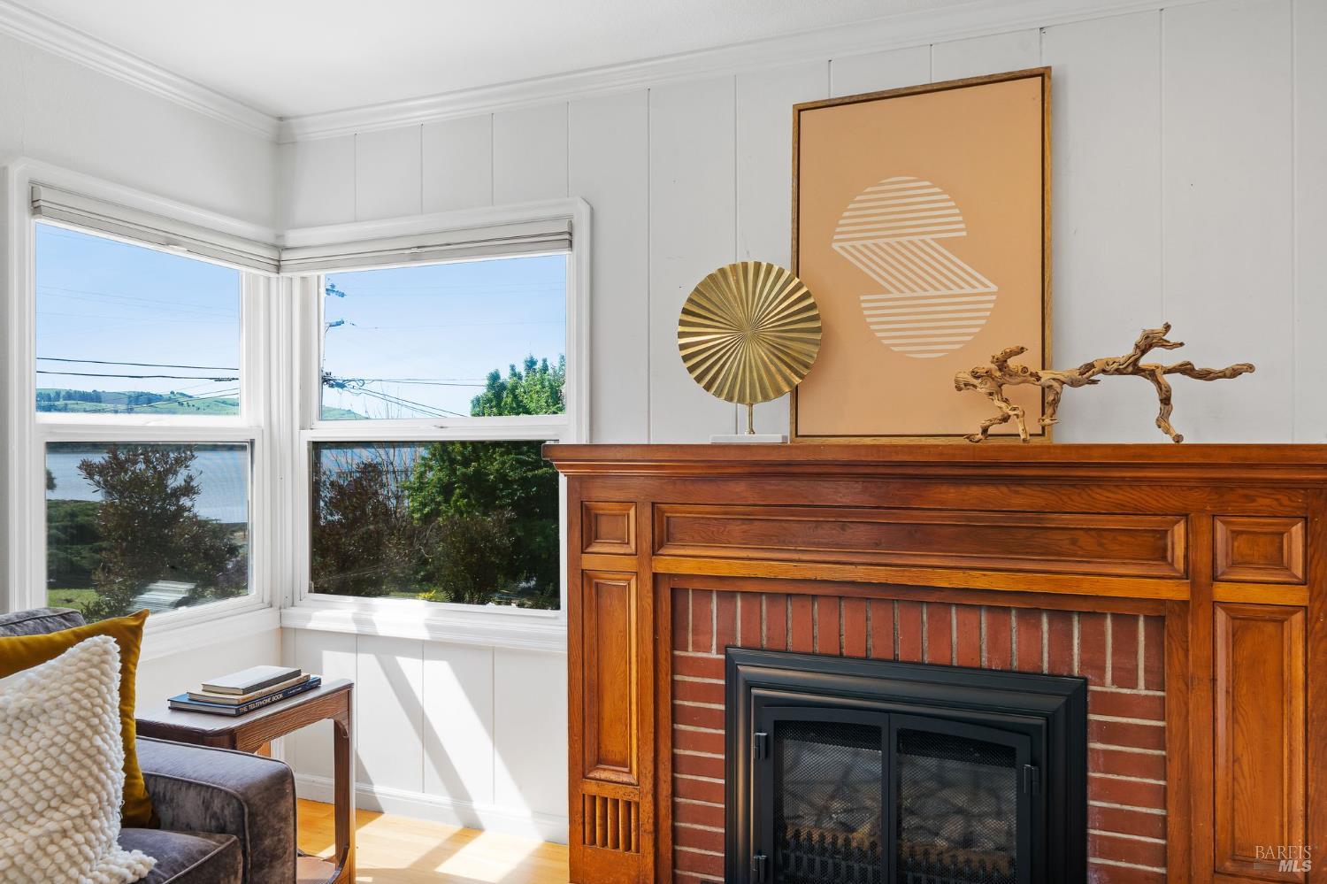 Detail Gallery Image 11 of 57 For 914 W 6th St, Benicia,  CA 94510 - 3 Beds | 2 Baths