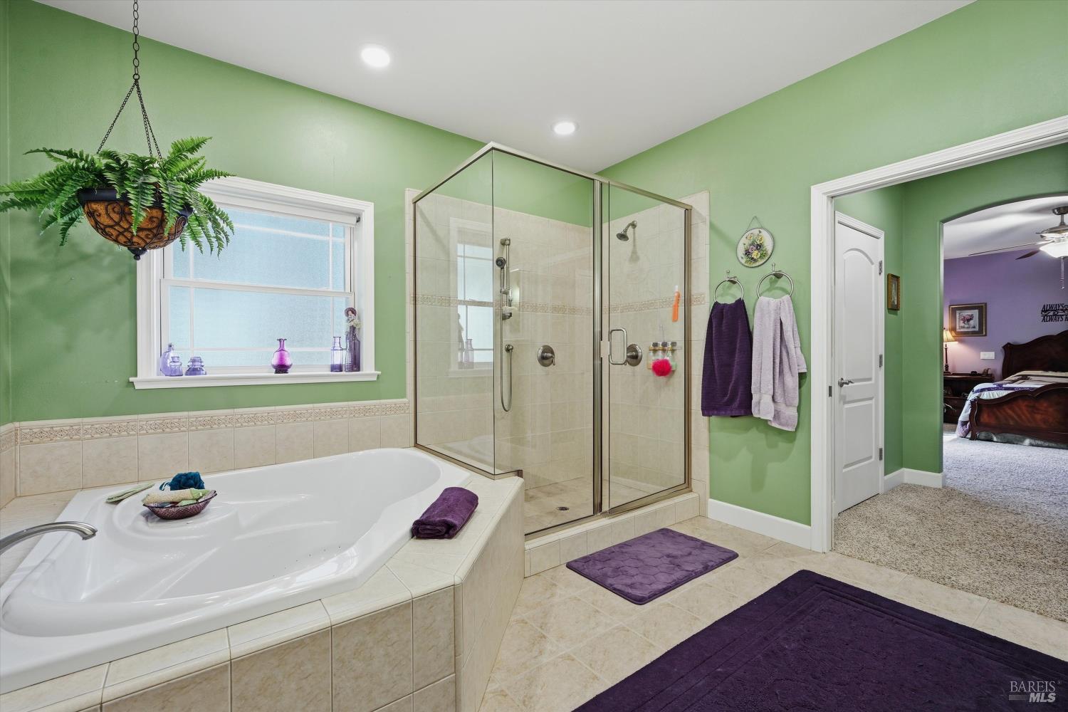 Detail Gallery Image 30 of 56 For 19614 Mountain Mdws, Hidden Valley Lake,  CA 95467 - 4 Beds | 3 Baths