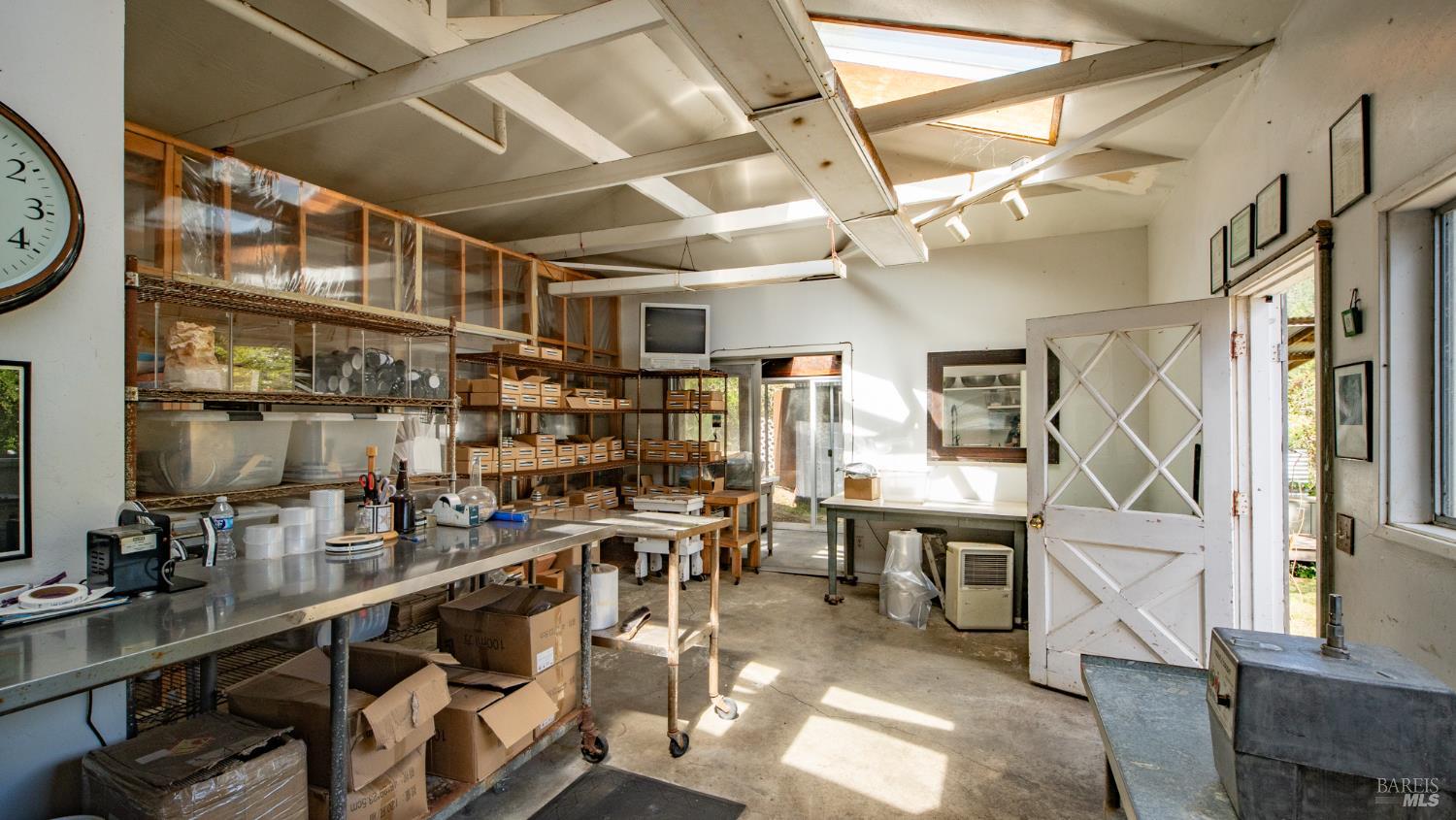 Detail Gallery Image 30 of 43 For 1 Alamo Way, Lagunitas,  CA 94938 - 2 Beds | 2 Baths