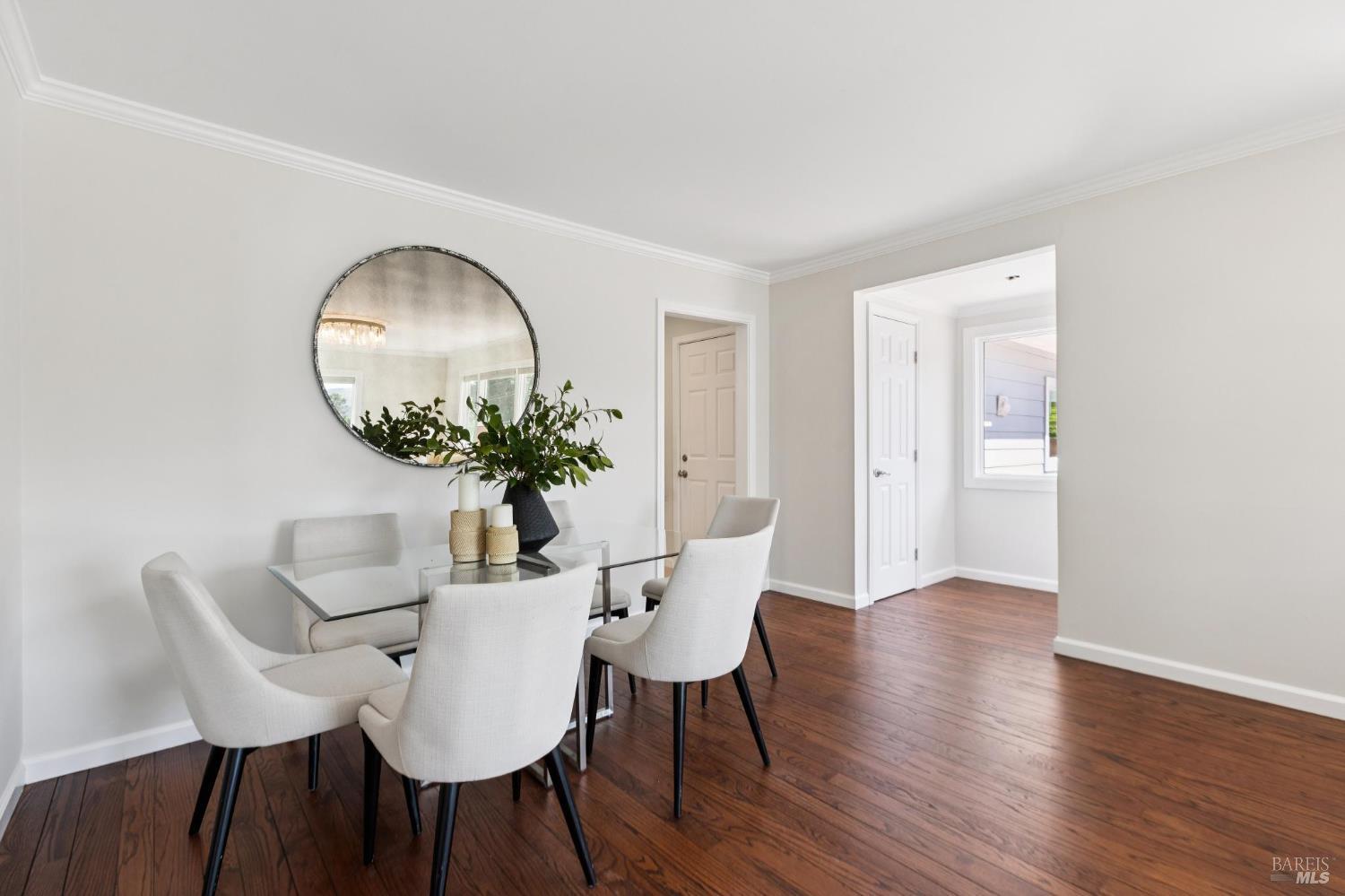 Detail Gallery Image 13 of 61 For 138 Kipling Dr, Mill Valley,  CA 94941 - 4 Beds | 3 Baths