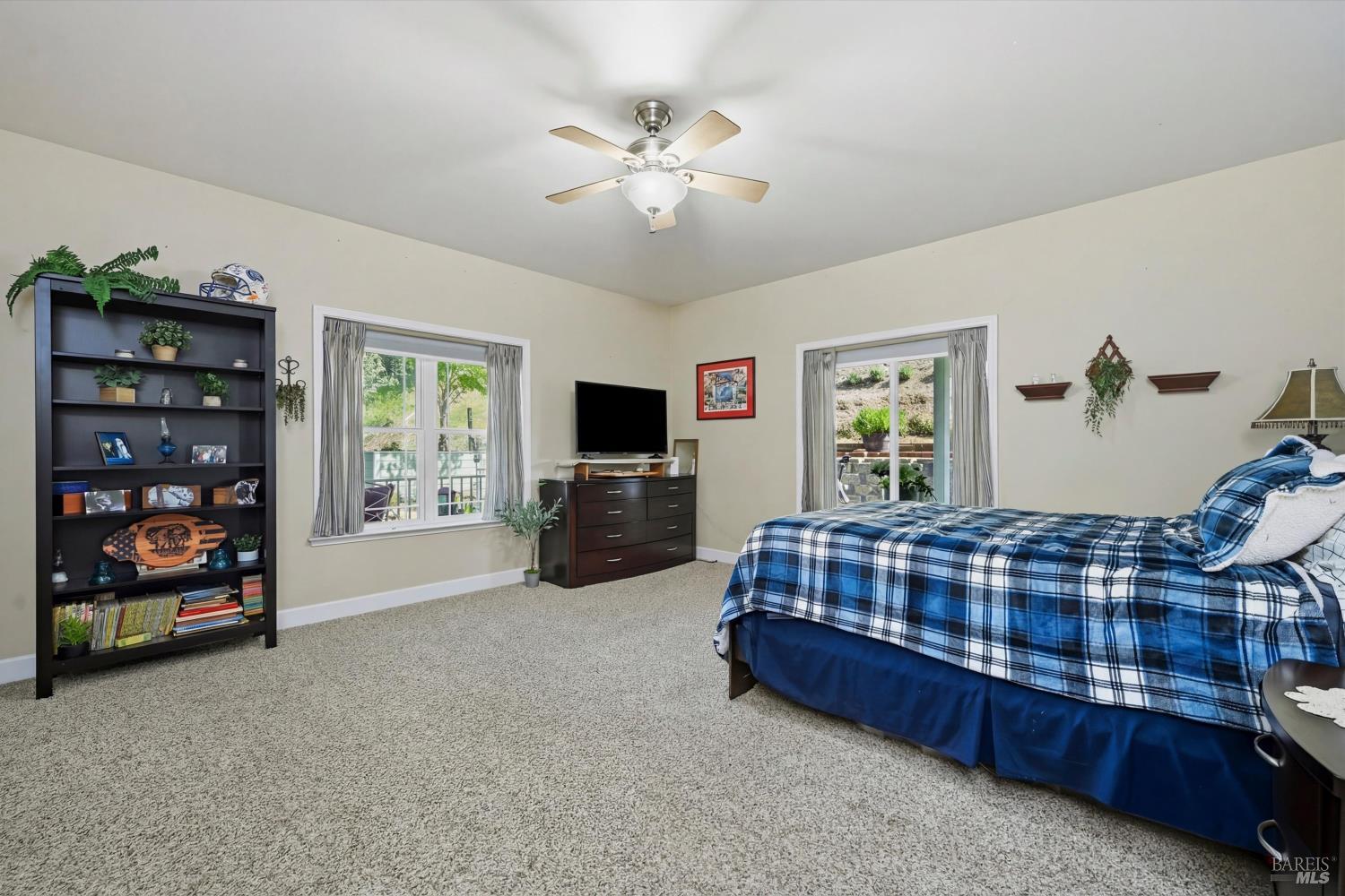 Detail Gallery Image 35 of 56 For 19614 Mountain Mdws, Hidden Valley Lake,  CA 95467 - 4 Beds | 3 Baths