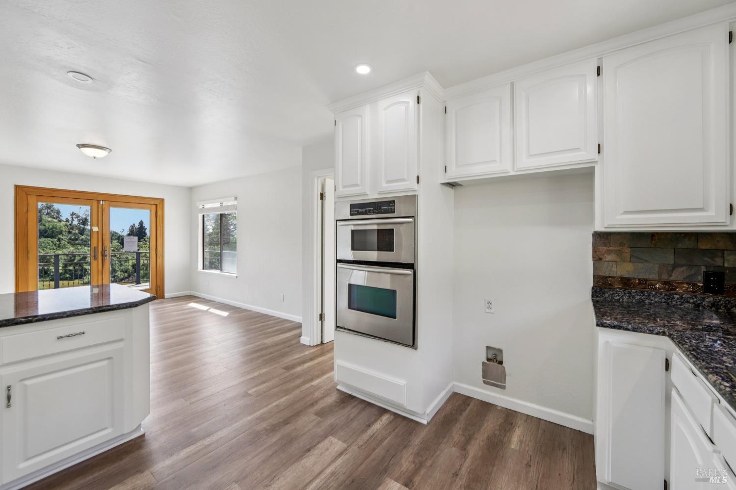 Detail Gallery Image 21 of 96 For 4084 Atlas Peak Rd, Napa,  CA 94558 - 5 Beds | 3/1 Baths