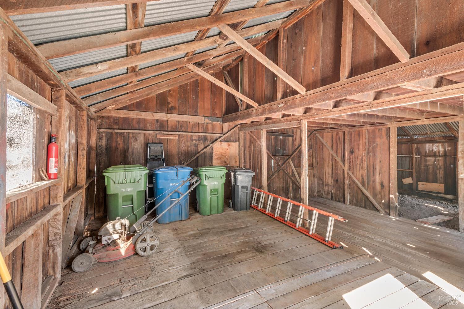 Detail Gallery Image 24 of 32 For 611 Petaluma Blvd, Petaluma,  CA 94952 - 2 Beds | 1 Baths