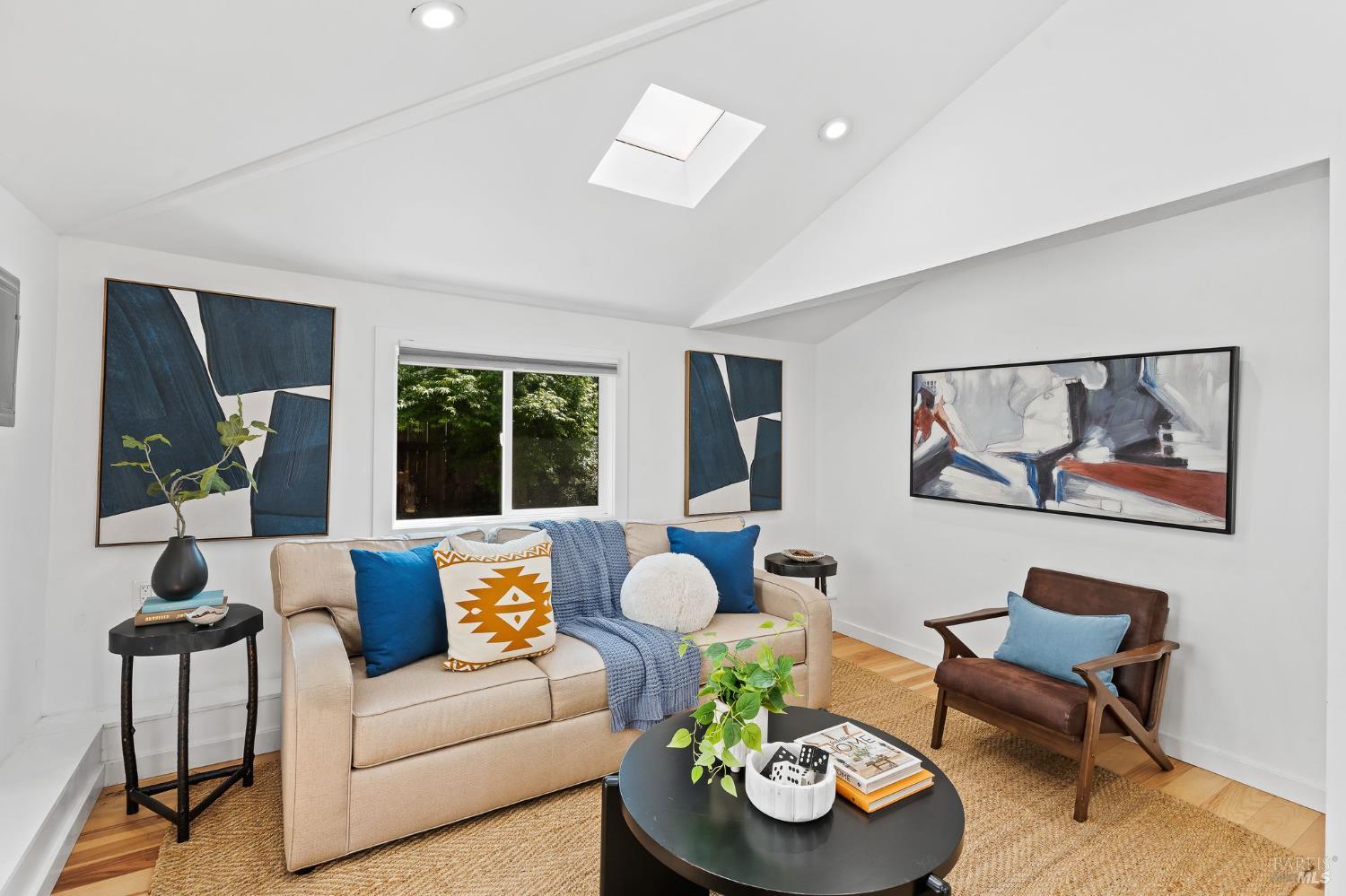 Detail Gallery Image 39 of 57 For 914 W 6th St, Benicia,  CA 94510 - 3 Beds | 2 Baths