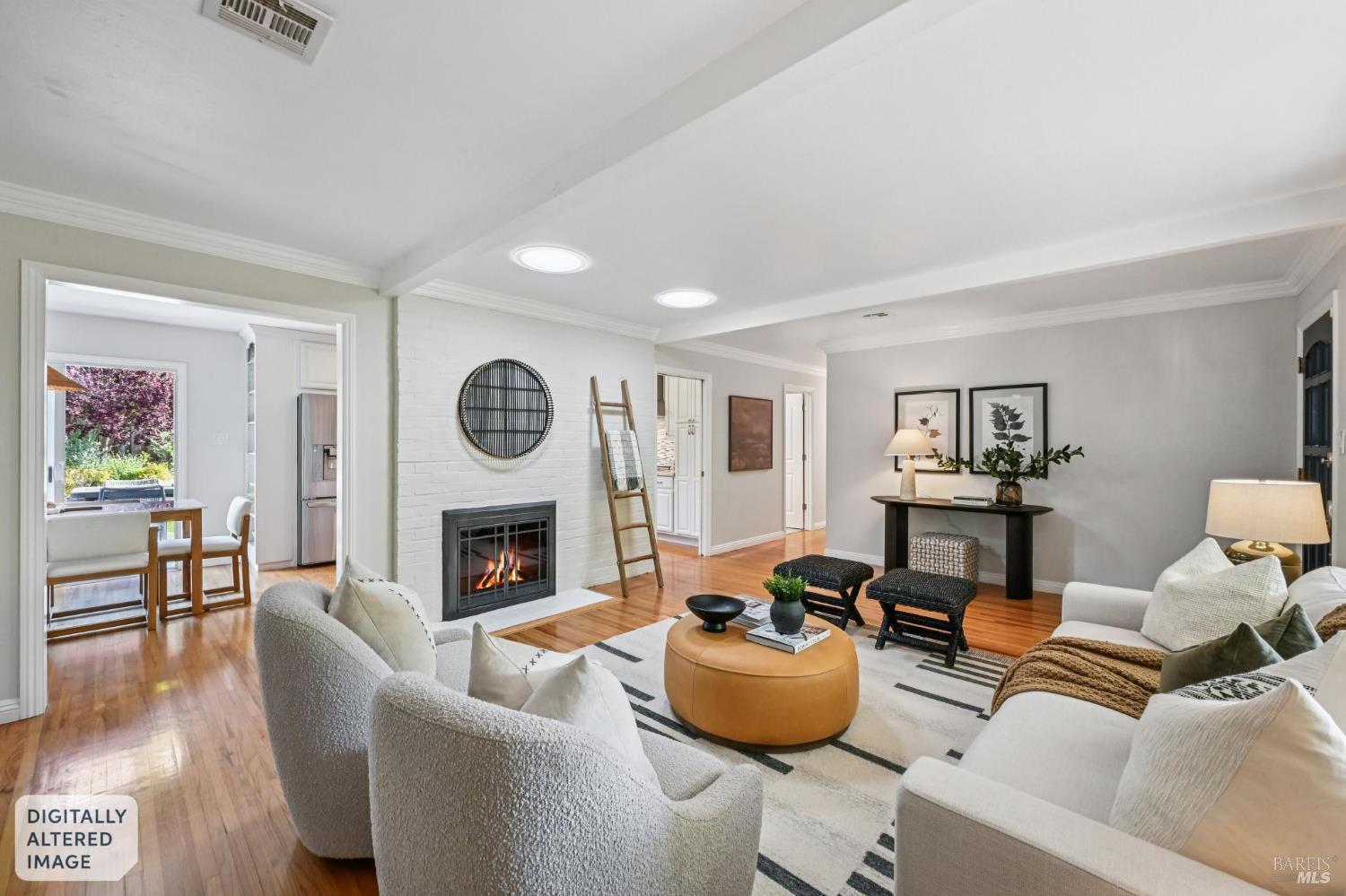 Detail Gallery Image 12 of 46 For 30 Rollingwood Dr, San Rafael,  CA 94901 - 3 Beds | 2 Baths