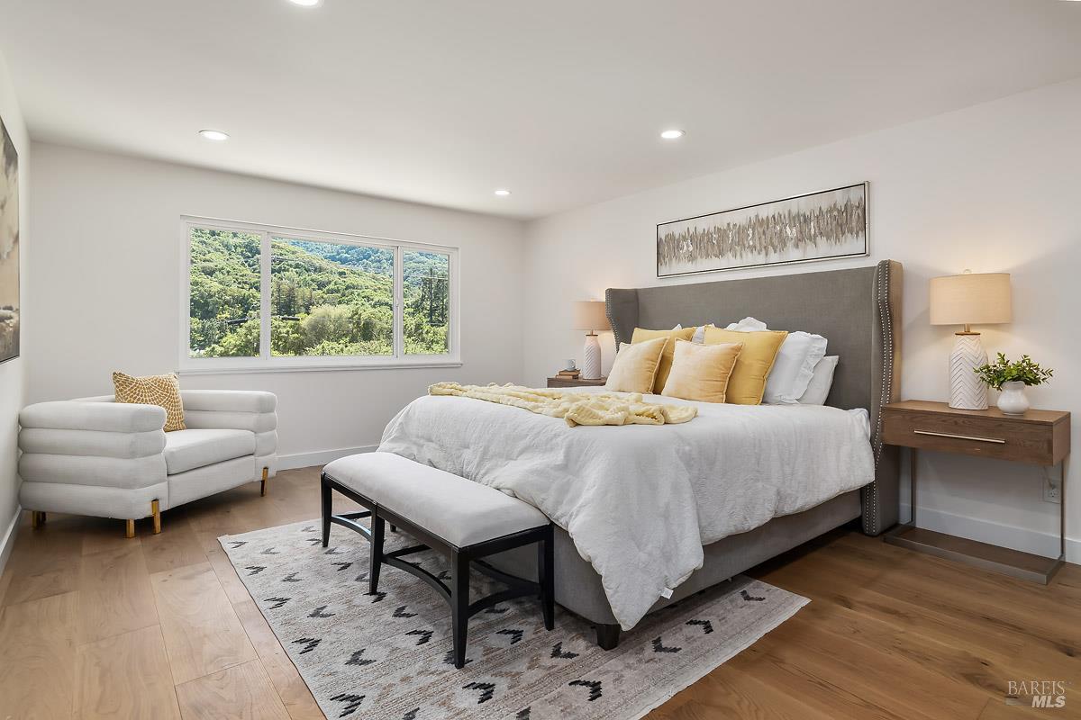 Detail Gallery Image 41 of 93 For 36 Capilano Dr, Novato,  CA 94949 - 5 Beds | 4/1 Baths