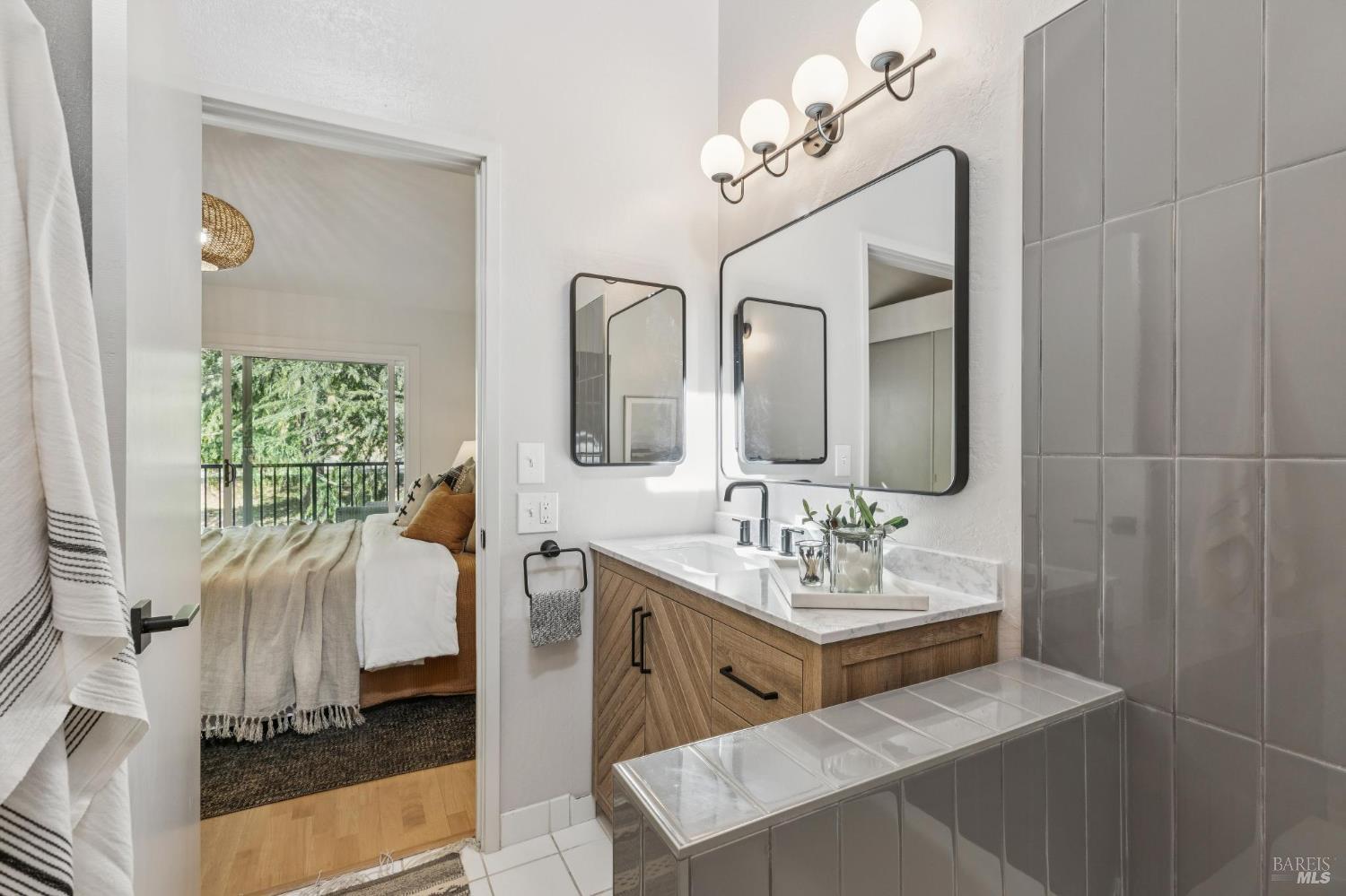 Detail Gallery Image 41 of 62 For 11 Love Ct, Fairfax,  CA 94930 - 2 Beds | 2/1 Baths