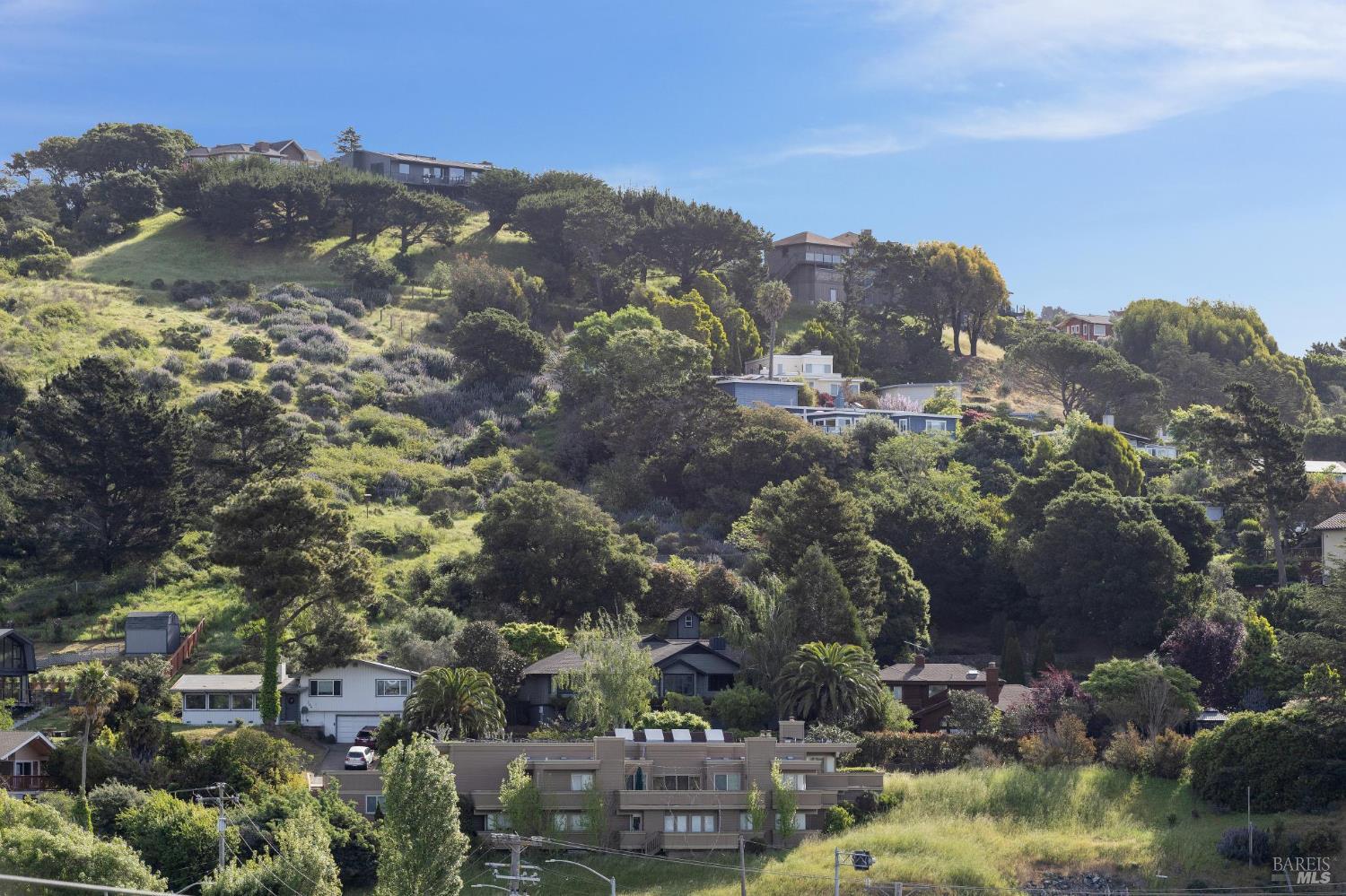 Detail Gallery Image 10 of 37 For 22 North Terrace Unkn, Tiburon,  CA 94920 - 3 Beds | 2 Baths