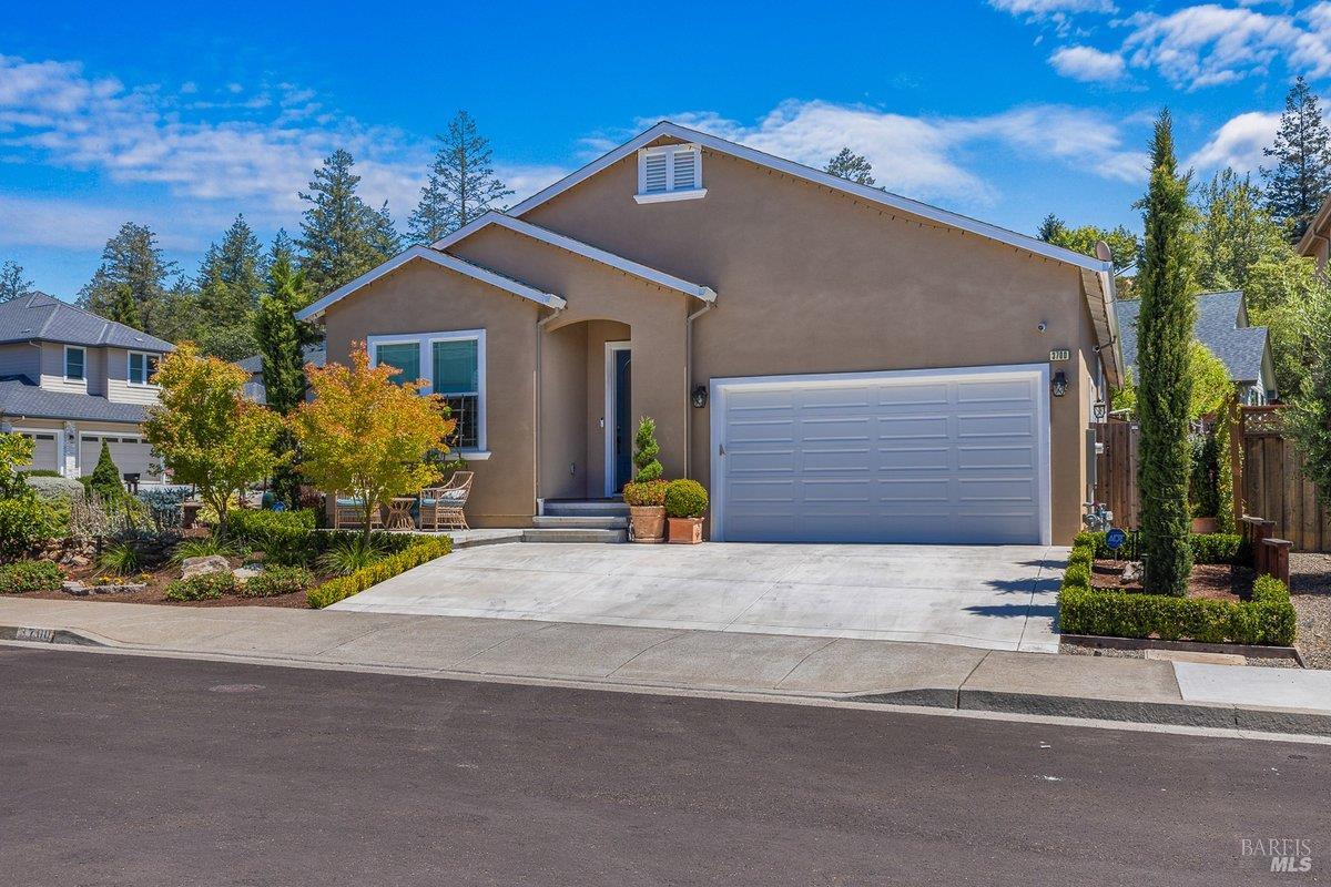 Detail Gallery Image 2 of 62 For 3700 Paxton Pl, Santa Rosa,  CA 95404 - 4 Beds | 3 Baths