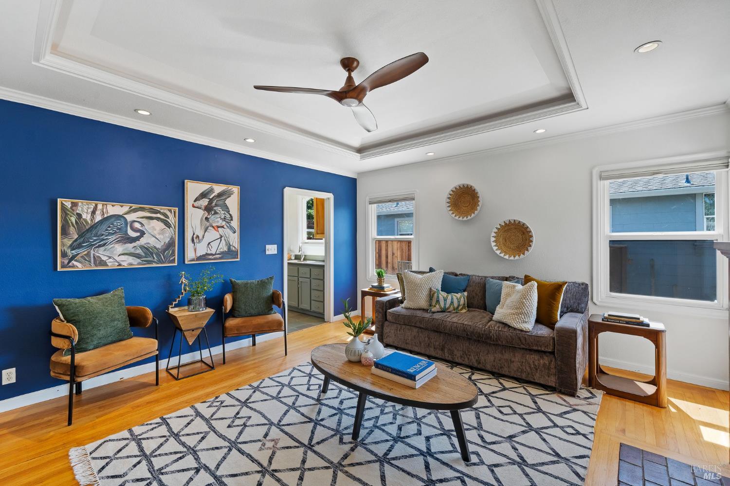 Detail Gallery Image 9 of 57 For 914 W 6th St, Benicia,  CA 94510 - 3 Beds | 2 Baths