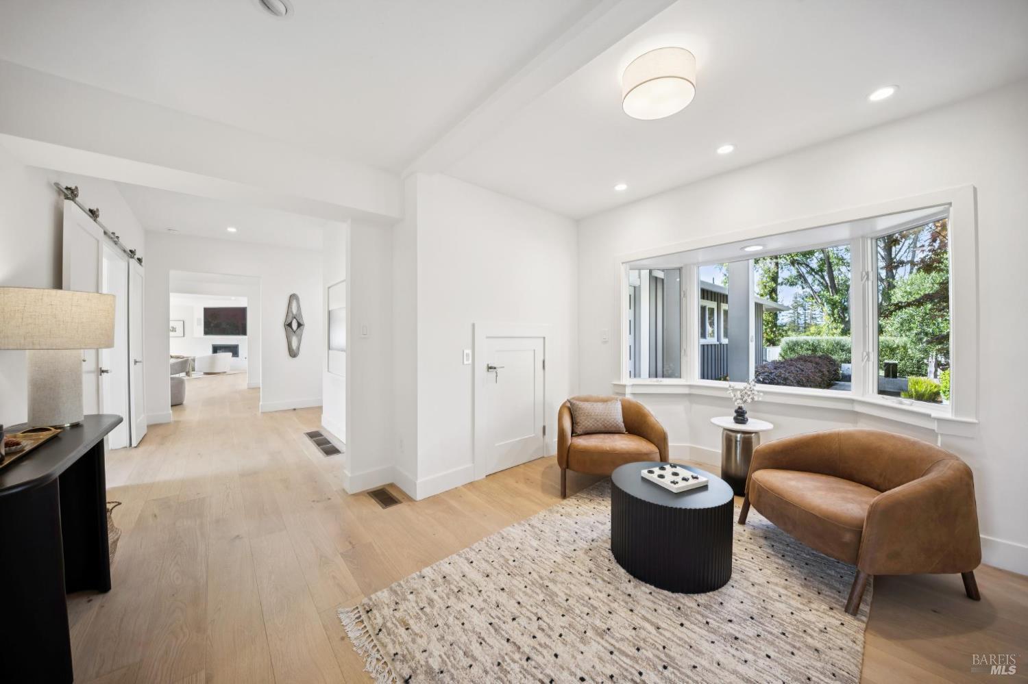 Detail Gallery Image 18 of 48 For 65 Valley View Ave, San Rafael,  CA 94901 - 5 Beds | 5 Baths