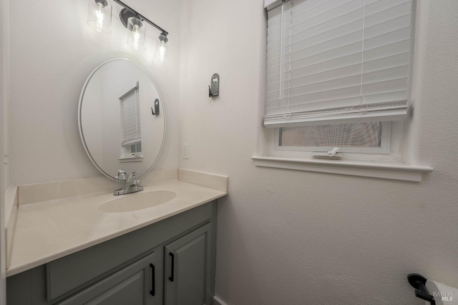 Detail Gallery Image 30 of 46 For 3490 Westridge Cir, Kelseyville,  CA 95451 - 3 Beds | 2/1 Baths