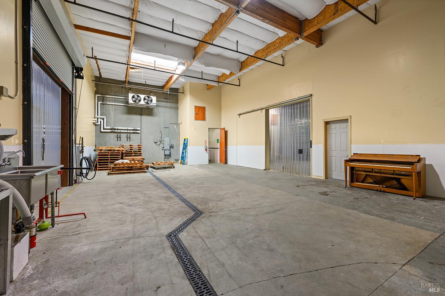 Detail Gallery Image 53 of 59 For 595 Santana Dr #D,  Cloverdale,  CA 95425 - – Beds | – Baths