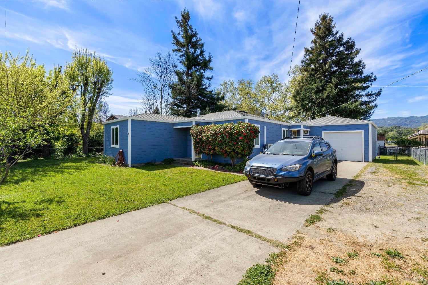 Detail Gallery Image 3 of 34 For 13780 Mountain House Rd, Hopland,  CA 95449 - 3 Beds | 1 Baths