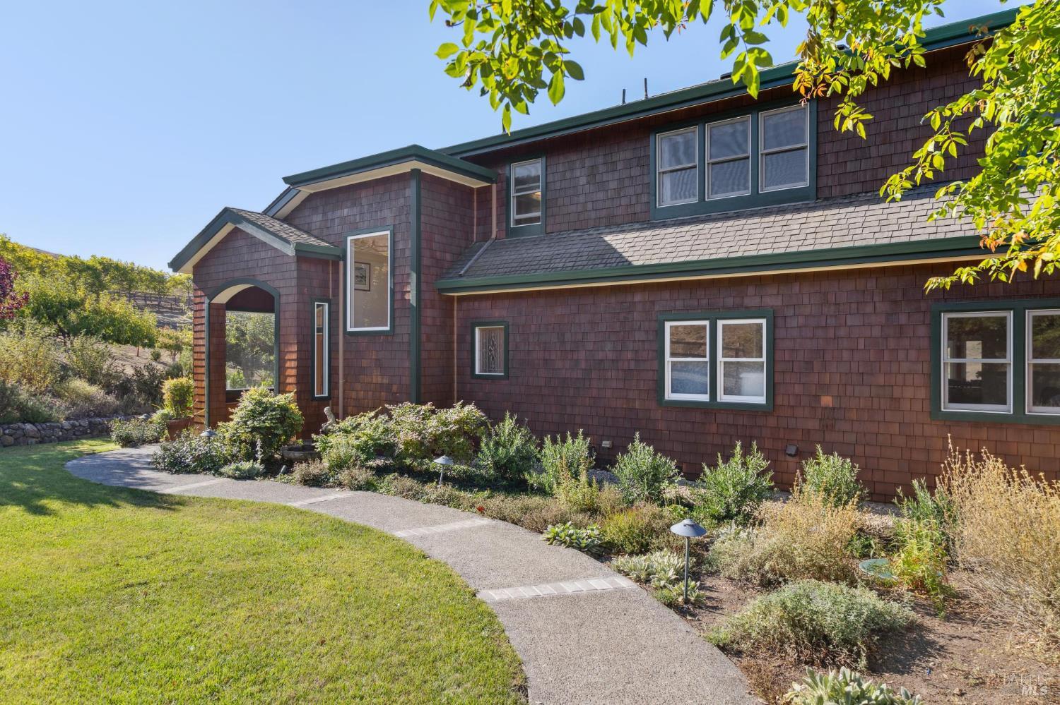 Detail Gallery Image 21 of 99 For 6381 Nicasio Valley Rd, Nicasio,  CA 94946 - 3 Beds | 2/1 Baths