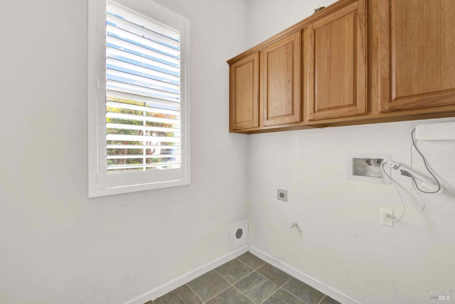 Detail Gallery Image 39 of 63 For 1721 Beale Cir, Suisun City,  CA 94585 - 3 Beds | 2 Baths