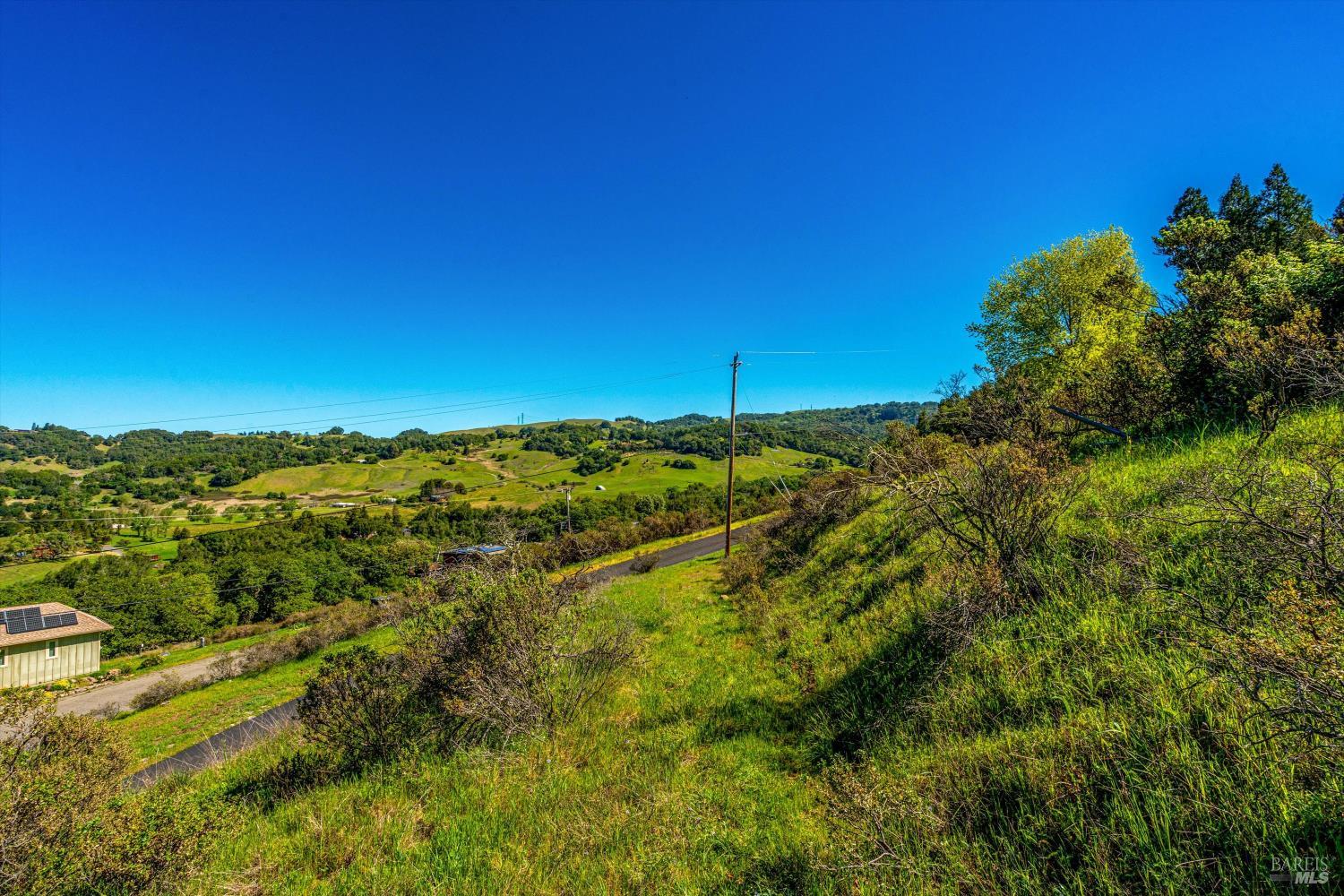 Detail Gallery Image 23 of 99 For 6048 Hyland Way, Penngrove,  CA 94951 - – Beds | – Baths