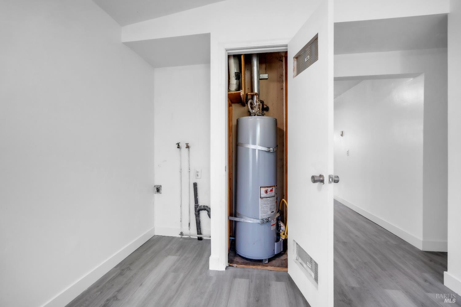 Detail Gallery Image 28 of 36 For 514 Montezuma St, Rio Vista,  CA 94571 - 2 Beds | 2 Baths