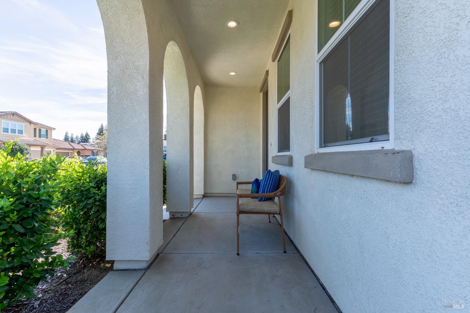 Detail Gallery Image 9 of 75 For 1535 Arlington Ct, Dixon,  CA 95620 - 4 Beds | 2/1 Baths