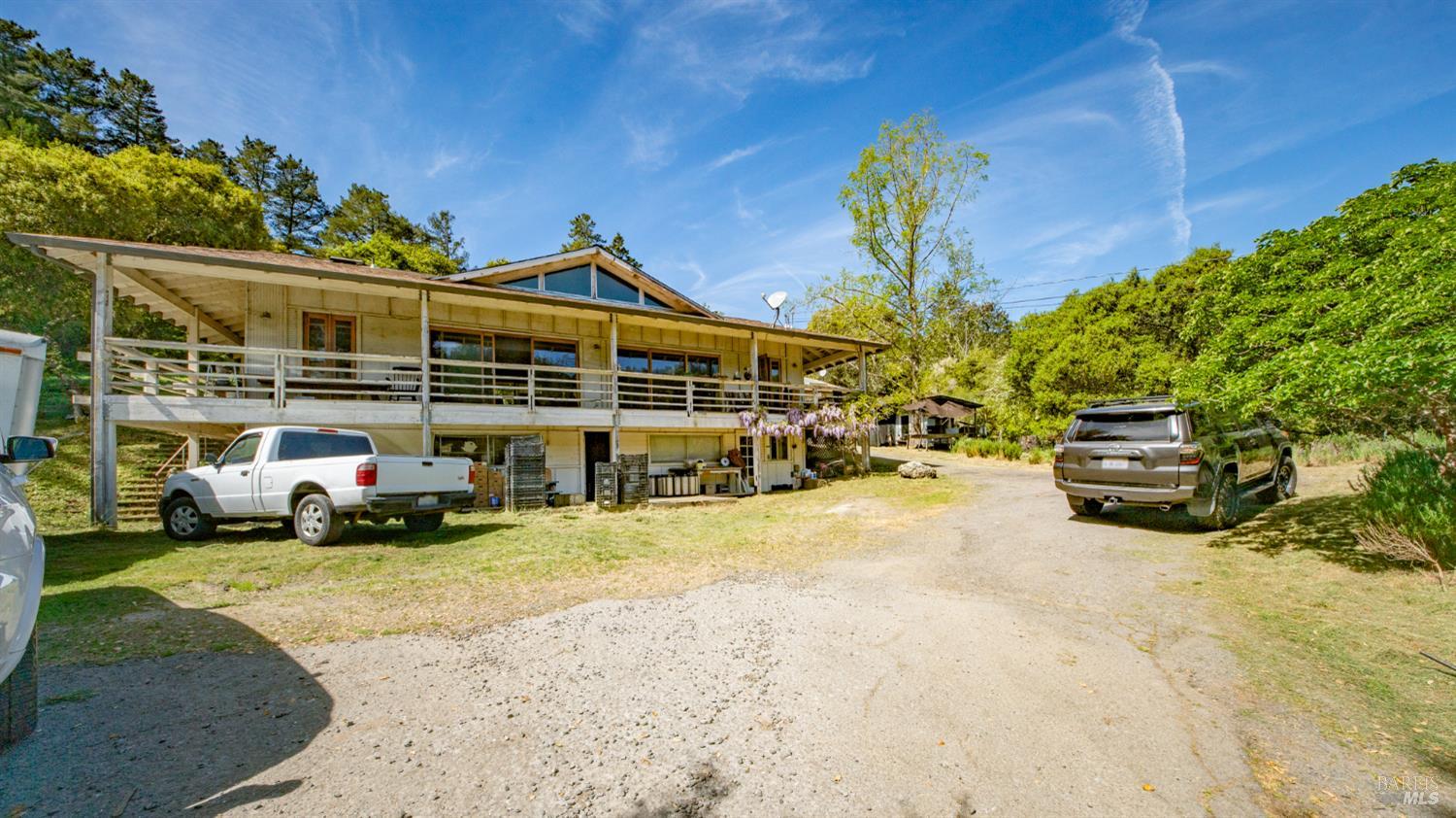 Detail Gallery Image 2 of 43 For 1 Alamo Way, Lagunitas,  CA 94938 - 2 Beds | 2 Baths